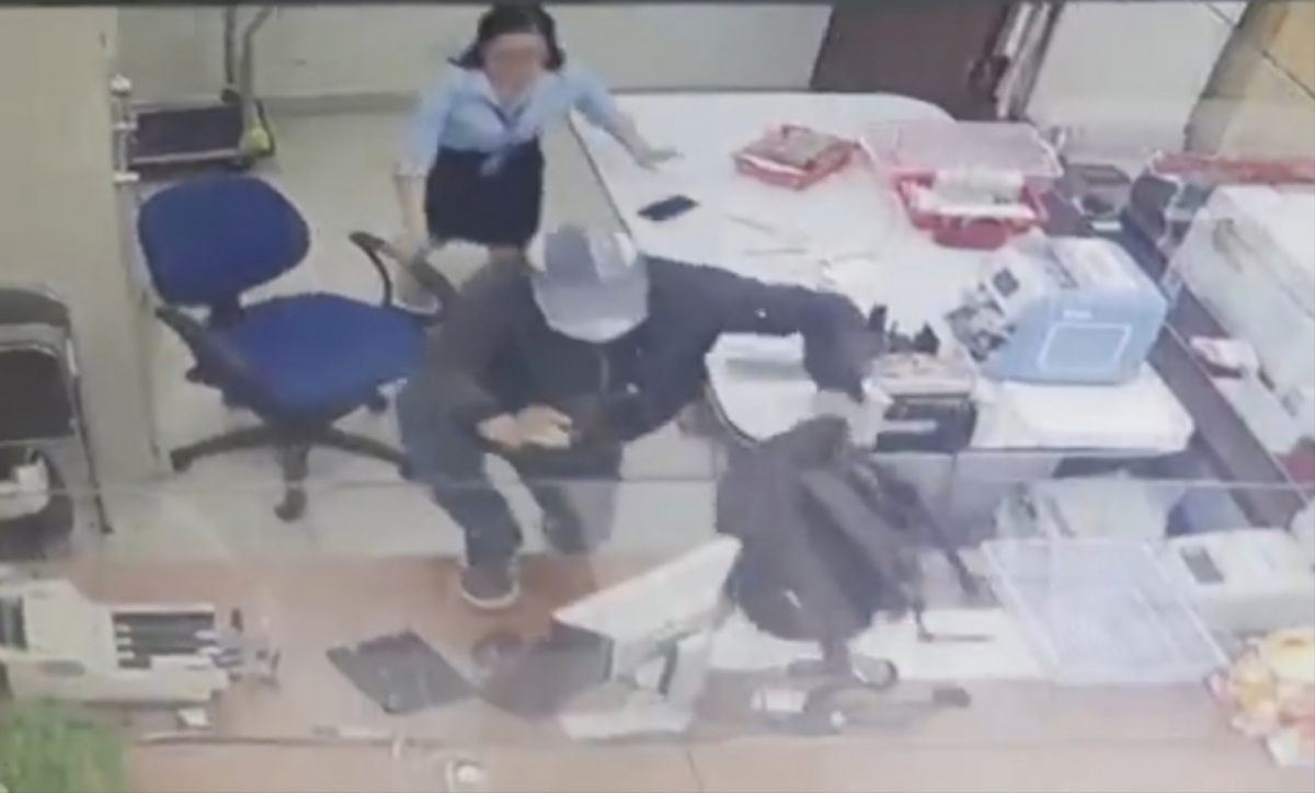 Truy bắt đối tượng dùng súng cướp ngân hàng tại Lâm Đồng